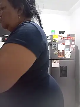 Shanttal0272 online show from 04/01/26, 05:42