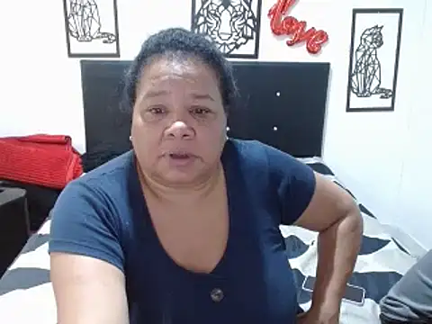 Shanttal0272 online show from 10/09/25, 03:12