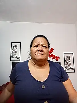 Shanttal0272 online show from 10/08/25, 03:24