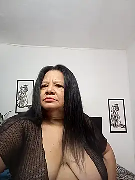 Shanttal0272 online show from 11/18/25, 03:15