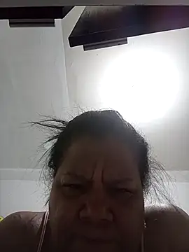 Snapshot of Shanttal0272 chatting on 02/24/26, 05:19 Shanttal0272 online show from 02/24/26, 05:19