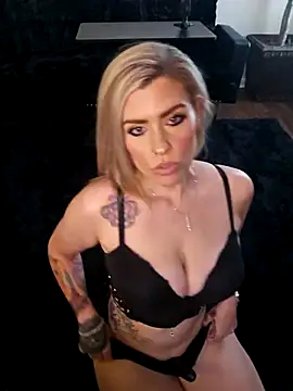 ellieconradxo online show from 10/06/25, 05:02