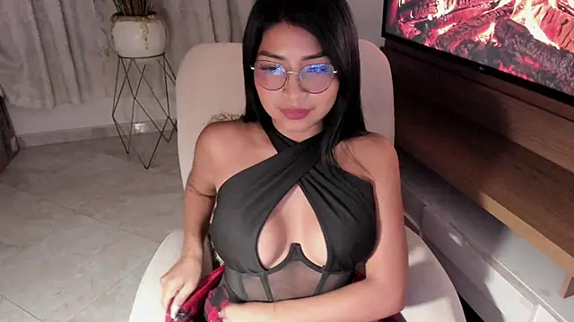 Pocahontascute 33 online show from 02/24/25, 05:43