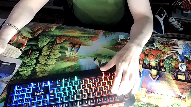 Snapshot of oleg1984 chatting on 10/09/25, 07:25 oleg1984 online show from 10/09/25, 07:25