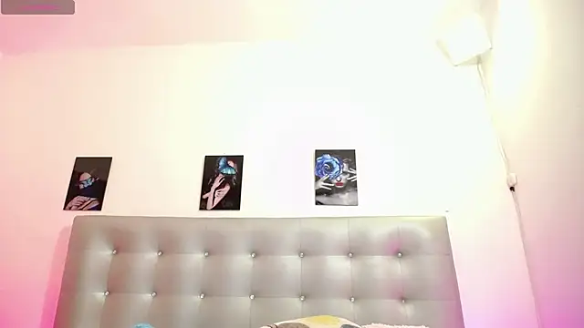 horny-juliette online show from 03/31/26, 03:58