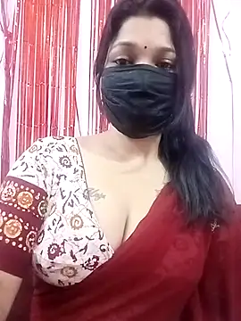 Snapshot of Beauty-khan chatting on 02/15/25, 03:39 Beauty-khan online show from 02/15/25, 03:39
