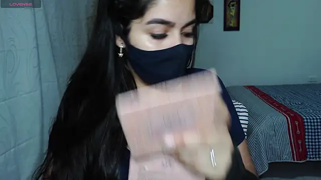 umarany online show from 10/13/25, 01:34