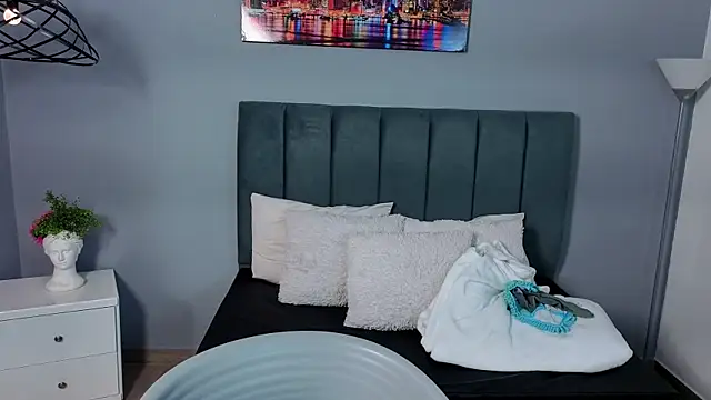 Alli cooper online show from 05/05/26, 01:36