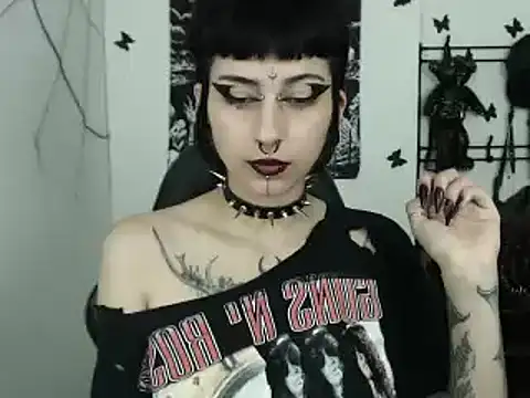 n0sferatus   online show from 09/11/25, 04:12