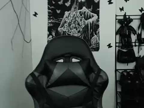 n0sferatus   online show from 10/30/25, 04:11