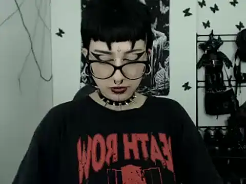 n0sferatus   online show from 10/28/25, 03:51