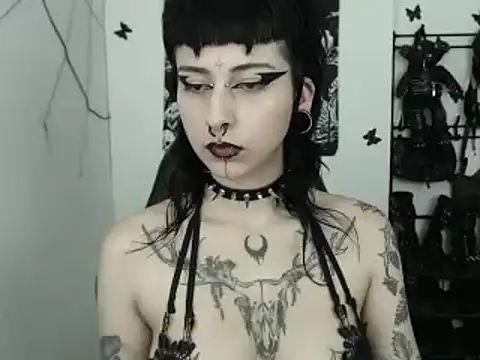 n0sferatus   online show from 10/04/25, 02:35