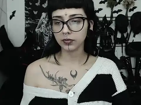 n0sferatus   online show from 05/06/26, 02:48