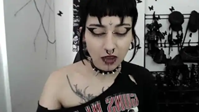 n0sferatus   online show from 11/14/25, 06:00