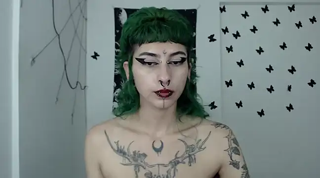 n0sferatus   online show from 12/31/24, 07:31