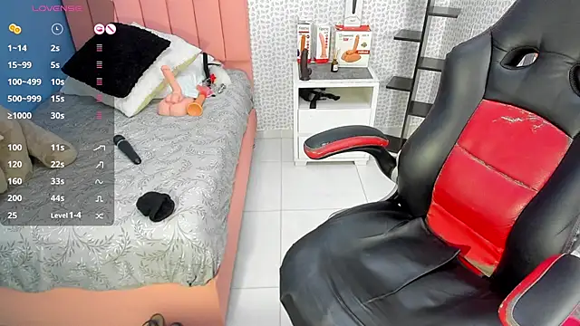 CATIAJONES online show from 10/27/25, 04:52