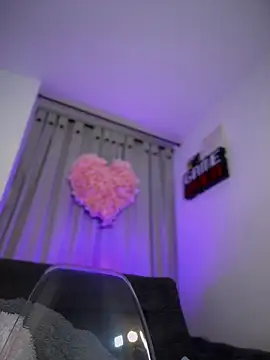 Snapshot of Zeli_66 chatting on 03/05/25, 07:27 Zeli 66 online show from 03/05/25, 07:27