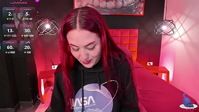 Megan wolf1  online show from 11/15/25, 03:43