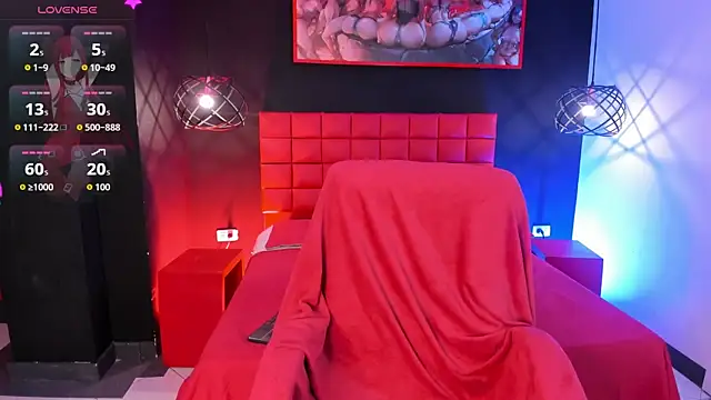 Megan wolf1  online show from 11/09/25, 03:32