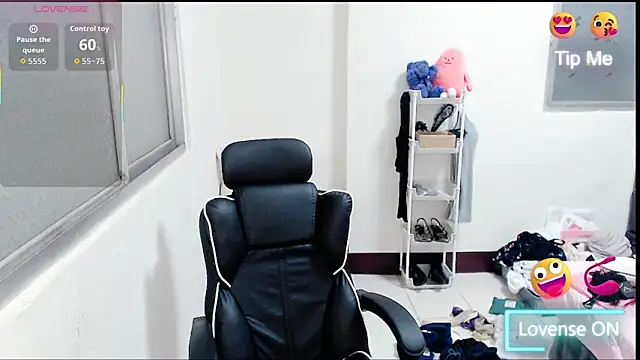 aFanny online show from 02/28/26, 02:17