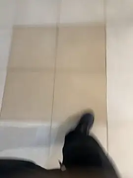 Black-mamba-madingo online show from 12/05/25, 10:47