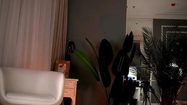 Snapshot of KellyMathews chatting on 10/29/25, 03:16 KellyMathews online show from 10/29/25, 03:16