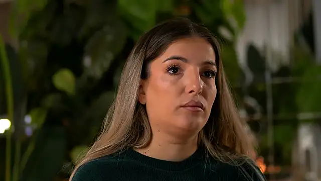 Snapshot of KellyMathews chatting on 12/19/25, 02:48 KellyMathews online show from 12/19/25, 02:48