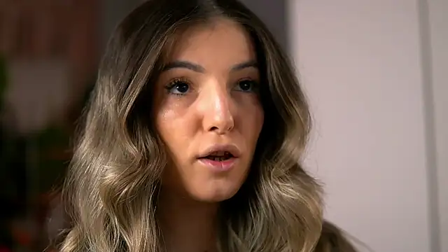 KellyMathews online show from 04/03/26, 02:18