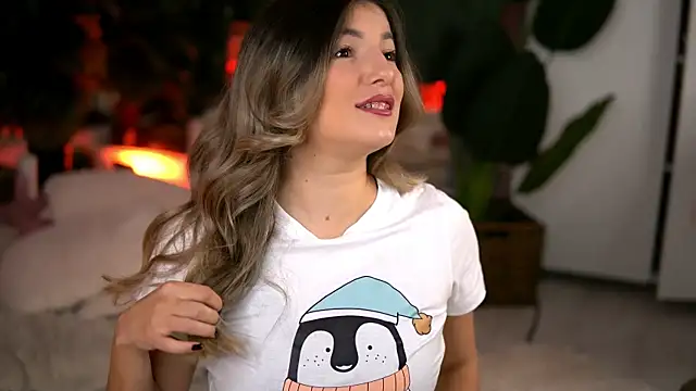 Snapshot of KellyMathews chatting on 02/15/26, 02:34 KellyMathews online show from 02/15/26, 02:34