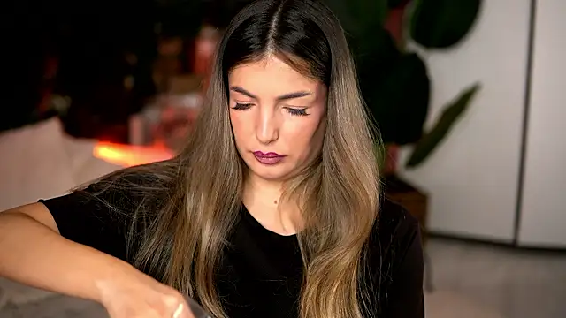 Snapshot of KellyMathews chatting on 02/13/26, 02:55 KellyMathews online show from 02/13/26, 02:55