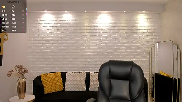 AmberLewis  online show from 10/12/25, 11:28