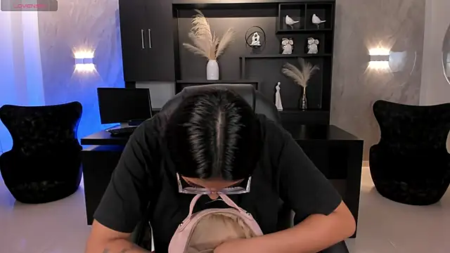 AmberLewis  online show from 10/04/25, 03:08