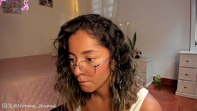 Norma-Jeaane online show from 01/21/25, 08:11