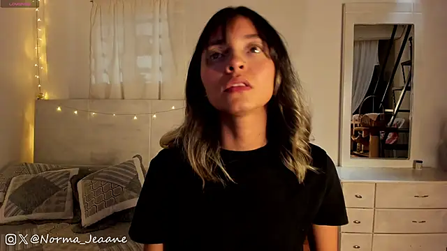 Norma-Jeaane online show from 02/05/25, 09:40