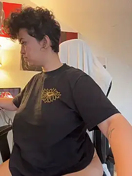 Snapshot of rafamarianoofc chatting on 11/01/25, 01:27 rafamarianoofc online show from 11/01/25, 01:27