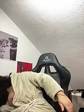 Snapshot of rafamarianoofc chatting on 03/16/25, 04:34 rafamarianoofc online show from 03/16/25, 04:34