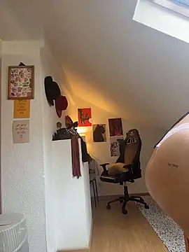 Snapshot of rafamarianoofc chatting on 10/12/25, 12:17 rafamarianoofc online show from 10/12/25, 12:17