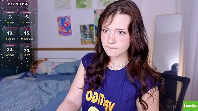 HanahCute online show from 10/28/25, 12:11