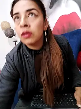 ameliefederline11 online show from 10/29/25, 05:45