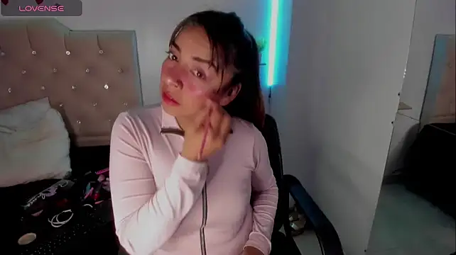 ameliefederline11 online show from 07/11/26, 05:35