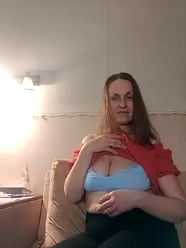 Evelina cute online show from 11/17/25, 08:02