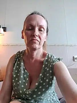 Evelina cute online show from 09/11/25, 02:39