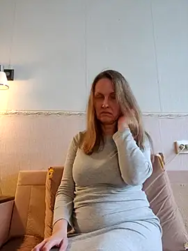 Evelina cute online show from 04/05/26, 01:18