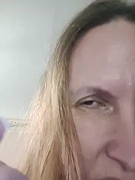 Evelina cute online show from 10/29/25, 02:16