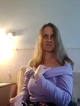 Evelina cute online show from 10/25/25, 01:12