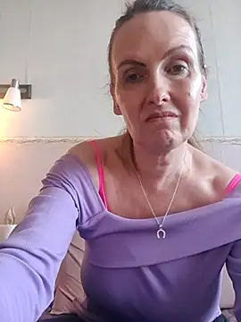 Evelina cute online show from 03/24/26, 01:22