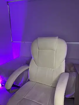 nyna 1 online show from 12/03/25, 10:31