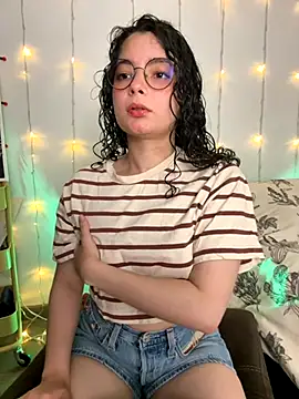 Antoniart  online show from 10/12/25, 02:35