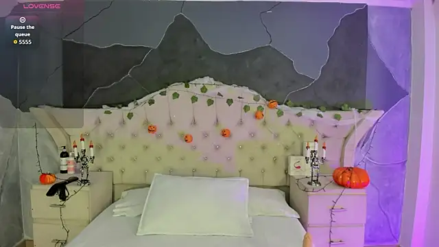 AmberGreyy  online show from 10/31/25, 05:31