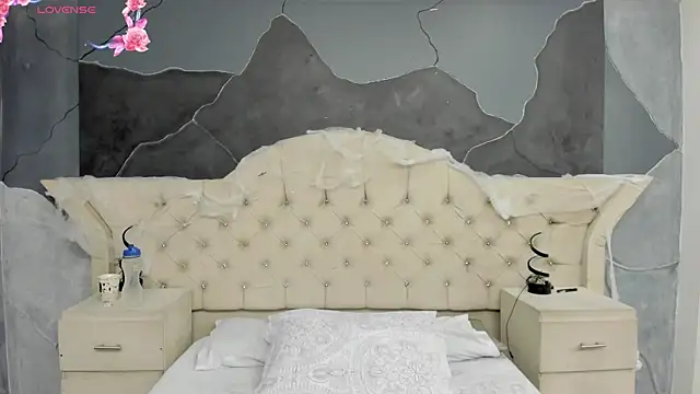 AmberGreyy  online show from 10/16/25, 05:43